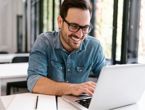 High-Yield Savings Accounts vs. Money Market Funds: Where Should You Keep Your Cash? 