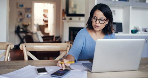 How to Divide Your Income Between Needs, Wants and Goals