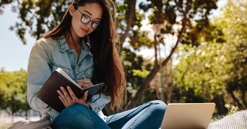 How to Prepare Your Child to Manage Money in College