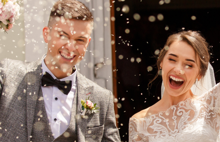 How to Avoid Overpaying for Your Wedding